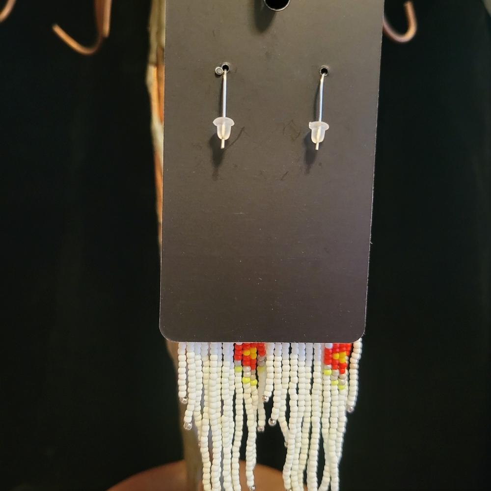 Red Floral Beaded Earrings - Picture 2 of 4